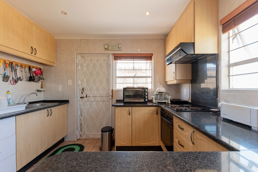 3 Bedroom Property for Sale in Skiathos Western Cape